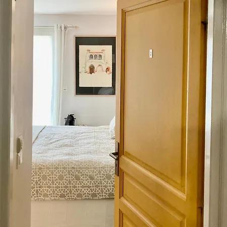 B&b-les Balcons De Maragon Bed and Breakfast Καρκασόν