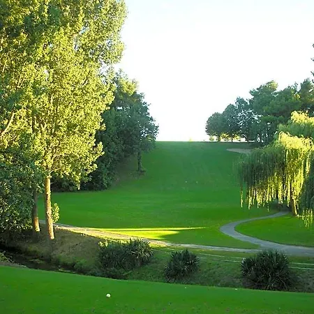 B&b-les Balcons De Maragon 4*