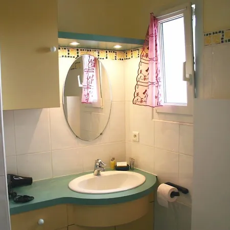 B&b-les Balcons De Maragon 4*