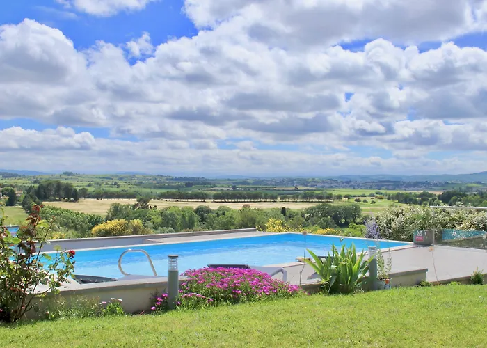 B&b-les Balcons De Maragon Bed & Breakfast 4*