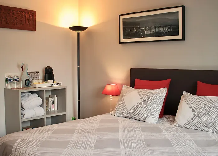 B&b-les Balcons De Maragon Bed & Breakfast