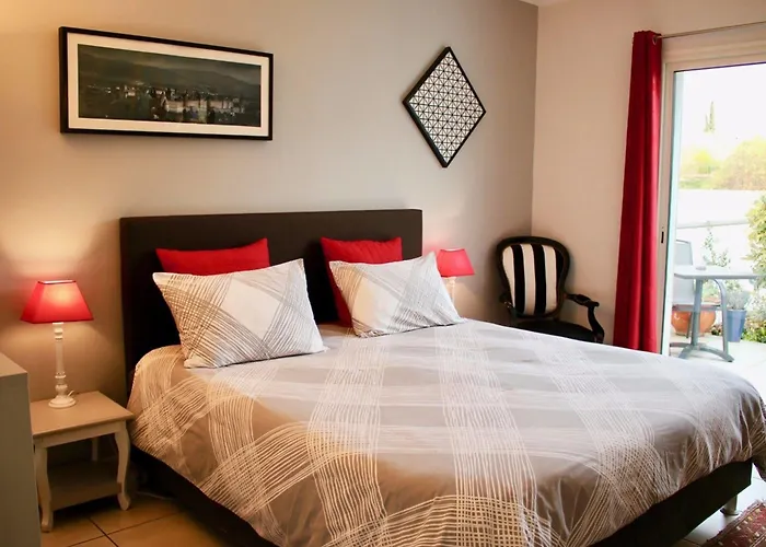 B&b-les Balcons De Maragon Bed & Breakfast