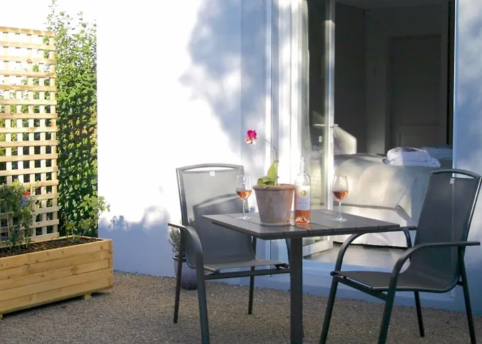 B&b-les Balcons De Maragon 4*